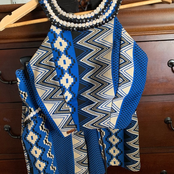 A top and a Bermuda - Picture 2 of 8